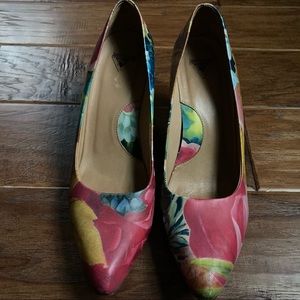Fluevog Big Presence Desmond Floral Pumps (US 10)